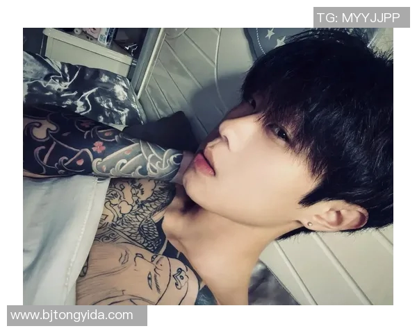 足球明星为何热衷纹身花臂背后的故事与文化解读